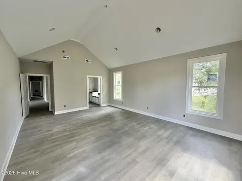 2886 Fox Run Circle Kinston NC 28504