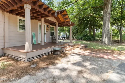 2006 W Broad Street Elizabethtown NC 28337