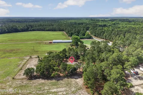 21549 Nc 210 Ivanhoe NC 28447