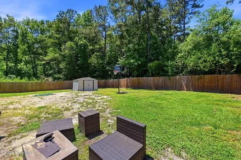 214 Ola Belle Road Burgaw NC 28425