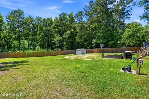 214 Ola Belle Road Burgaw NC 28425