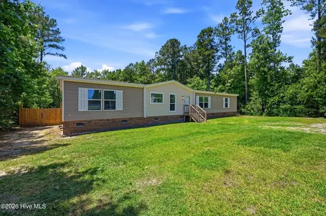 214 Ola Belle Road Burgaw NC 28425