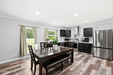 214 Ola Belle Road Burgaw NC 28425