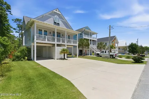 804 Texas Avenue Carolina Beach NC 28428
