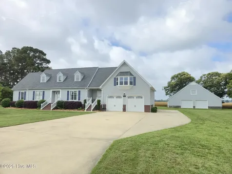 215 Bayshore Drive Elizabeth City NC 27909