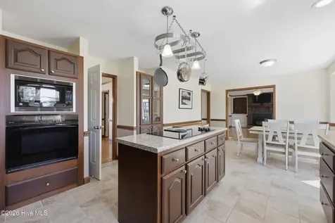 215 Bayshore Drive Elizabeth City NC 27909
