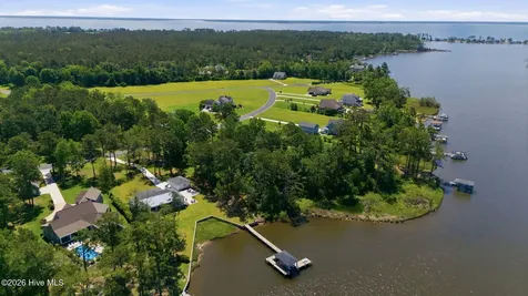 356 Southern Plantation Drive S Oriental NC 28571