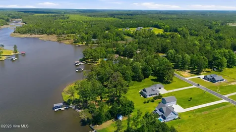 356 Southern Plantation Drive S Oriental NC 28571
