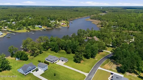 356 Southern Plantation Drive S Oriental NC 28571