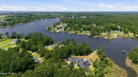 310 Southern Plantation Drive S Oriental NC 28571