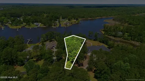 310 Southern Plantation Drive S Oriental NC 28571