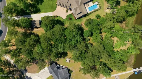 310 Southern Plantation Drive S Oriental NC 28571