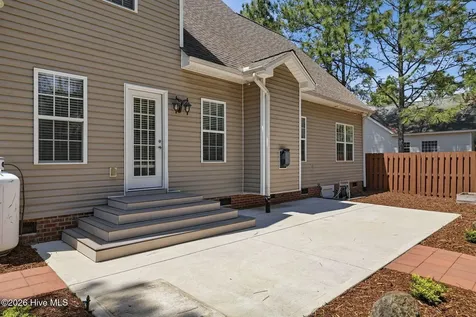 100 Cross Pointe Lane Aberdeen NC 28315