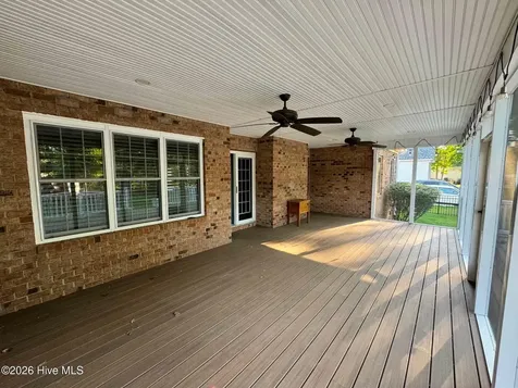 1625 Pelham Road Winterville NC 28590