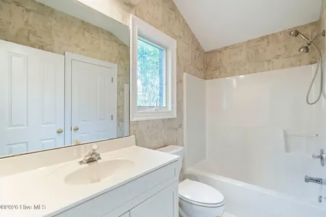 4908 Lake Renaissance Circle Wilmington NC 28409