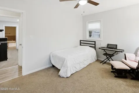 607 Oakwood Avenue Jacksonville NC 28546