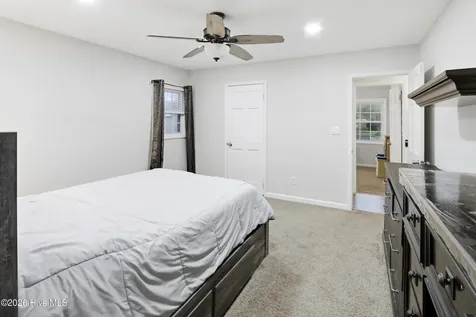 607 Oakwood Avenue Jacksonville NC 28546
