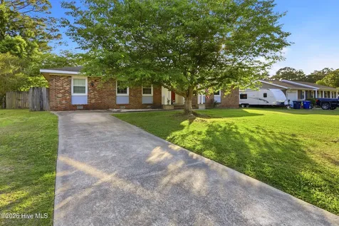 607 Oakwood Avenue Jacksonville NC 28546