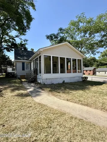 101 Cherry Street Williamston NC 27892