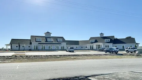 808 Black Swan Road New Bern NC 28560