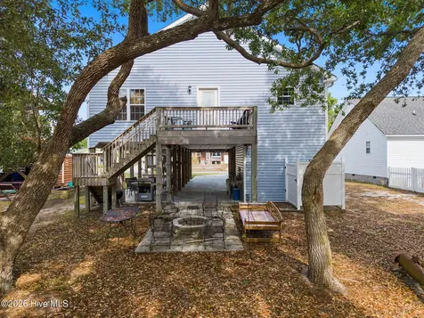 133 NE 3rd Street Oak Island NC 28465