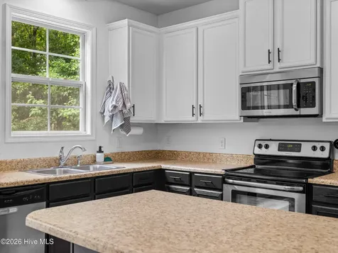 804 Little Cardinal Court Jacksonville NC 28540