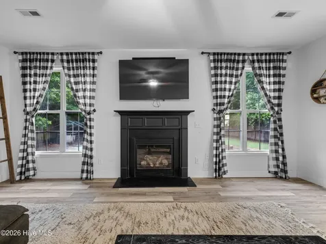 804 Little Cardinal Court Jacksonville NC 28540