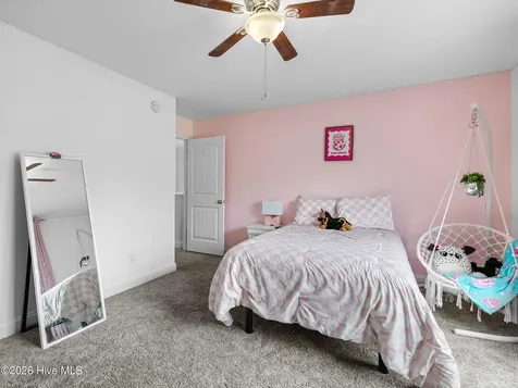 804 Little Cardinal Court Jacksonville NC 28540