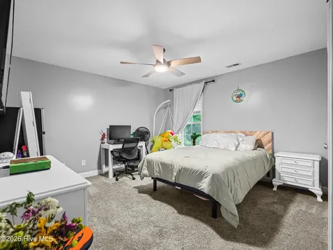 804 Little Cardinal Court Jacksonville NC 28540