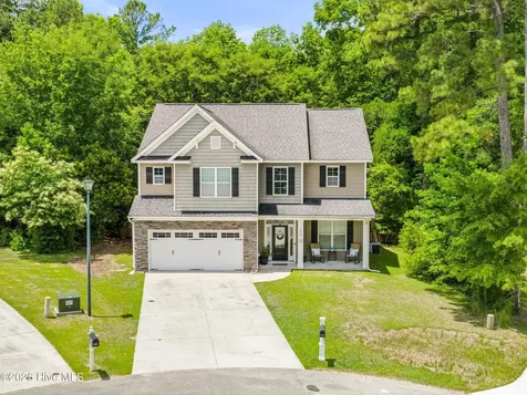 804 Little Cardinal Court Jacksonville NC 28540