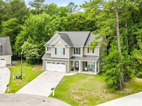 804 Little Cardinal Court Jacksonville NC 28540