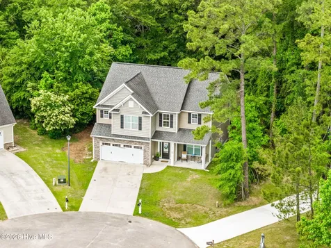 804 Little Cardinal Court Jacksonville NC 28540
