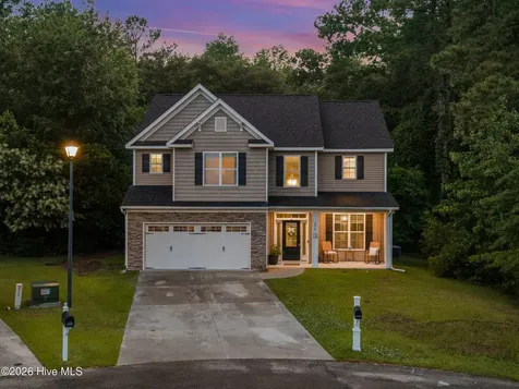 804 Little Cardinal Court Jacksonville NC 28540