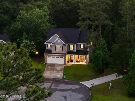804 Little Cardinal Court Jacksonville NC 28540