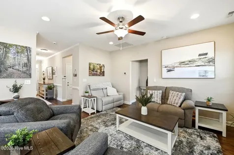 18 Lighthouse Cove Loop Calabash NC 28467