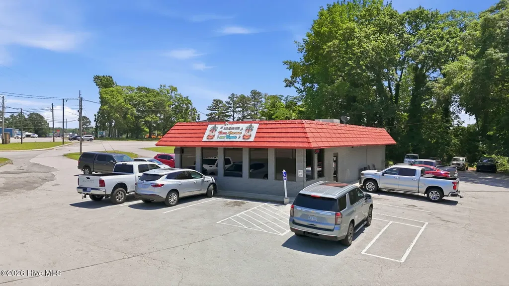 1115 John Small Avenue Washington NC 27889
