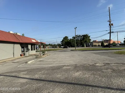 1115 John Small Avenue Washington NC 27889