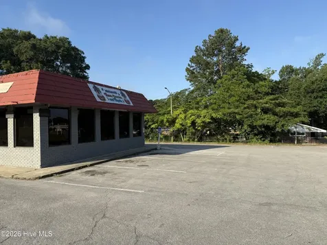 1115 John Small Avenue Washington NC 27889
