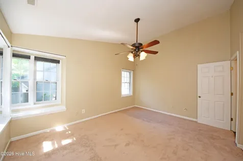 186 Raintree Circle Jacksonville NC 28540