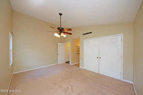 186 Raintree Circle Jacksonville NC 28540