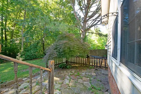 186 Raintree Circle Jacksonville NC 28540