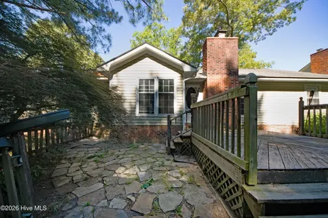 186 Raintree Circle Jacksonville NC 28540