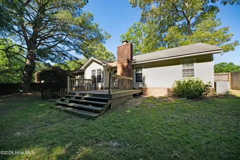 186 Raintree Circle Jacksonville NC 28540