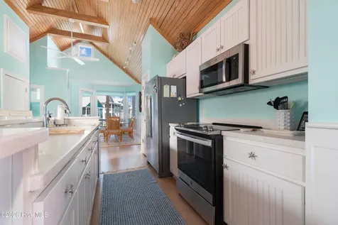 112 Sandpiper Court Atlantic Beach NC 28512