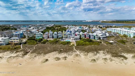 112 Sandpiper Court Atlantic Beach NC 28512