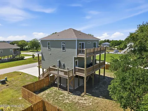 108 Flippers Cove Drive Cedar Point NC 28584