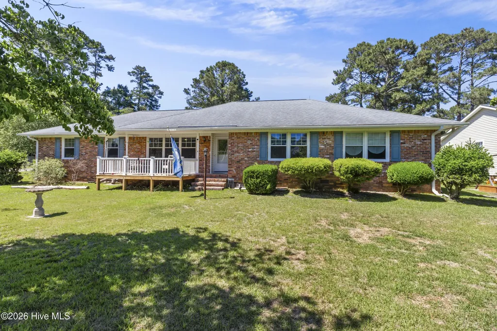 312 Rockledge Road New Bern NC 28562