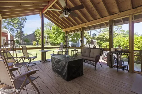 312 Rockledge Road New Bern NC 28562
