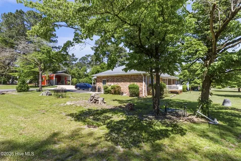 312 Rockledge Road New Bern NC 28562