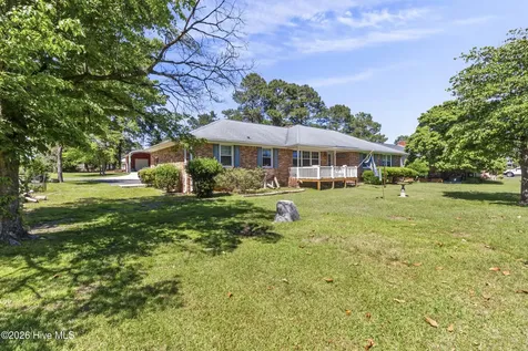 312 Rockledge Road New Bern NC 28562